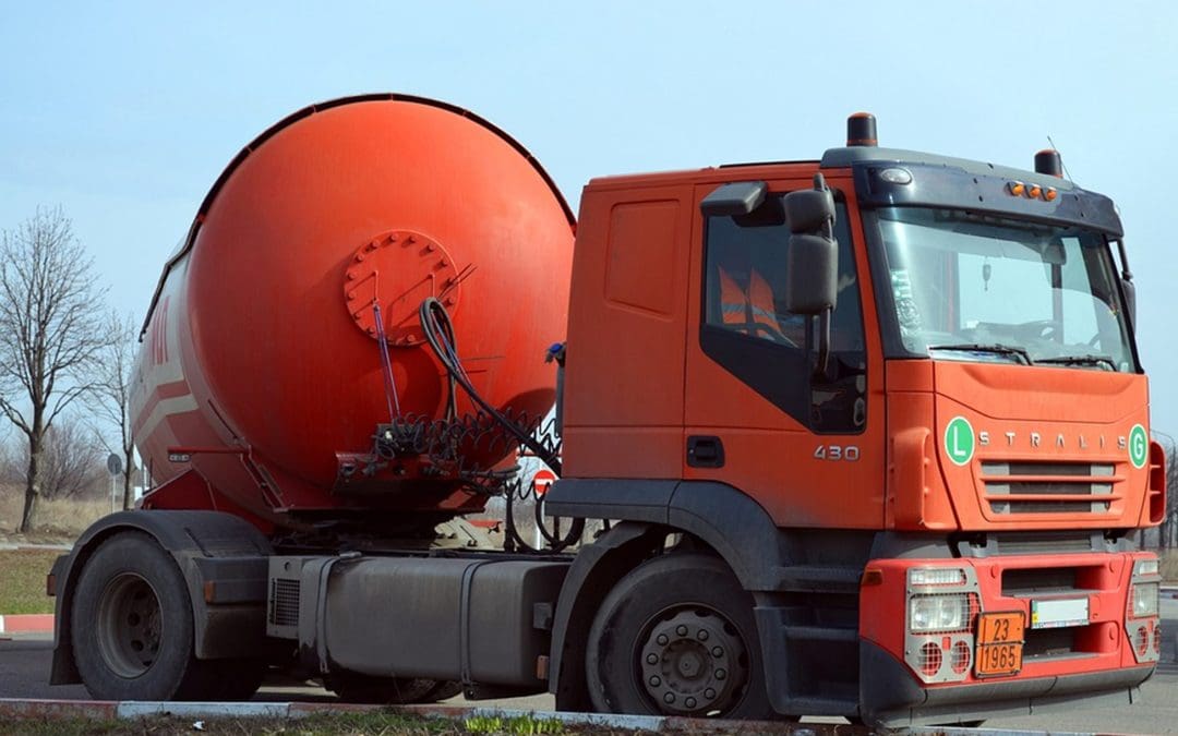 Accident on Muhammad Ali Boulevard Results in Oil Spill